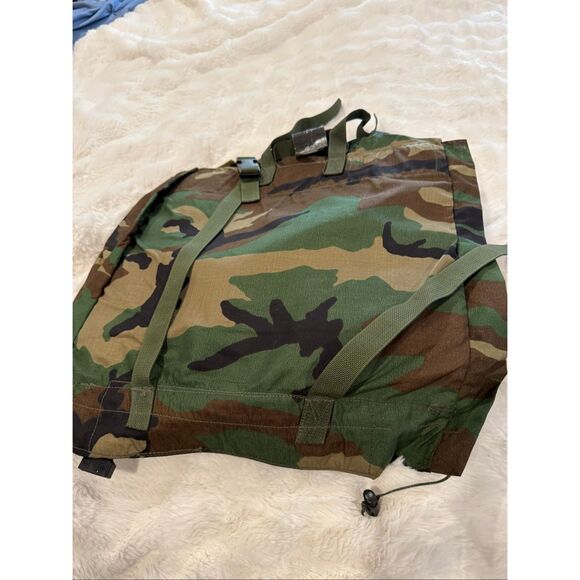military camo backpack - Picture 5 of 5